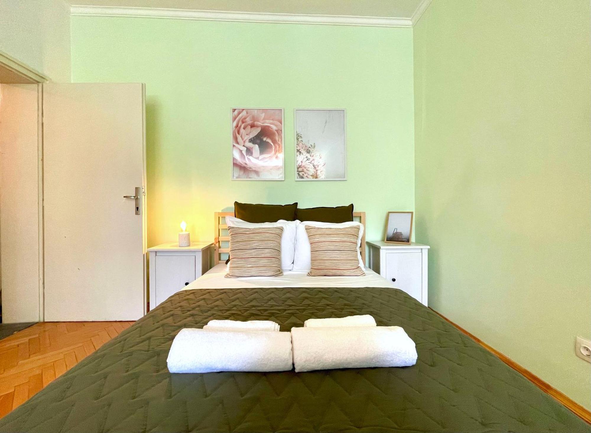 Bohemian Bright & Calm 2Br - Top Center - Private Balcony Sofia Exteriör bild