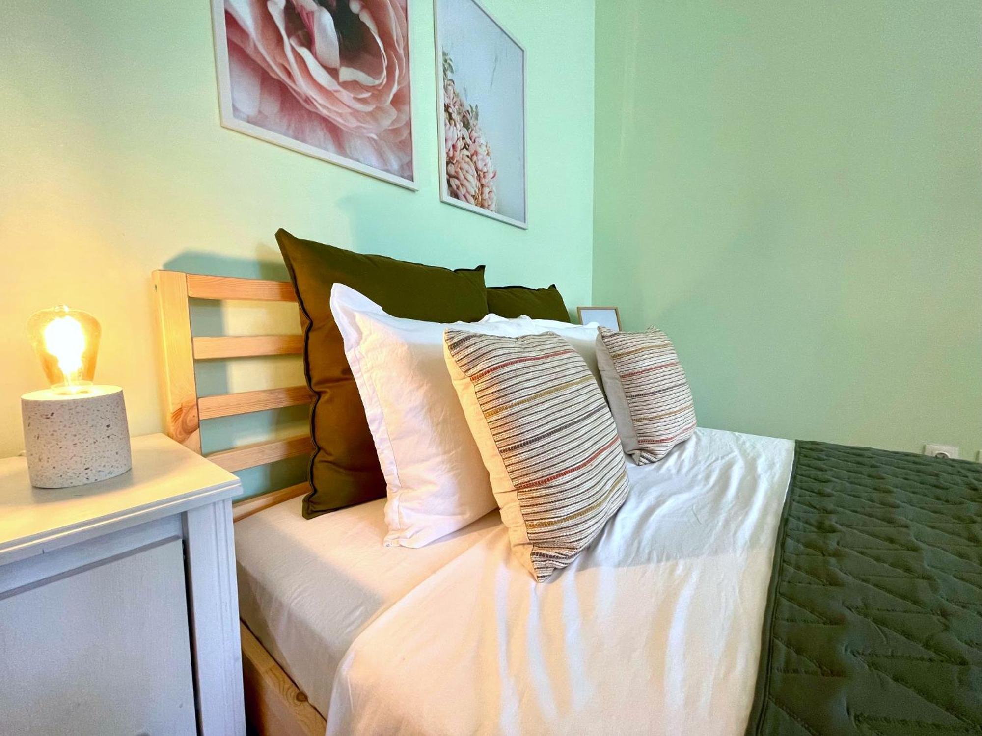 Bohemian Bright & Calm 2Br - Top Center - Private Balcony Sofia Exteriör bild