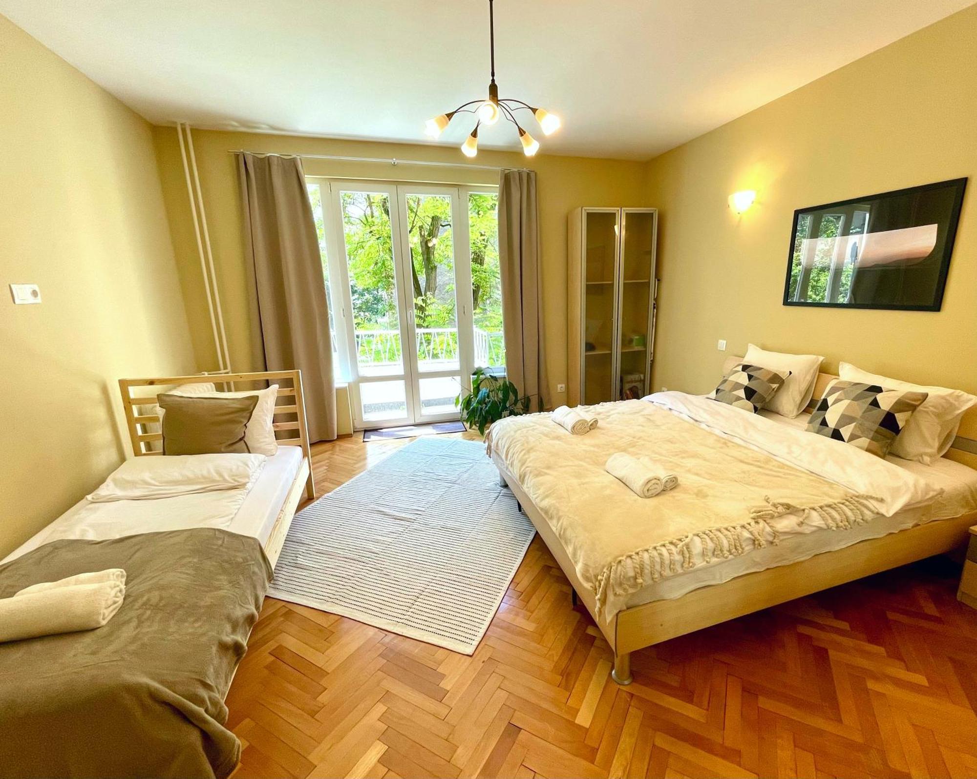 Bohemian Bright & Calm 2Br - Top Center - Private Balcony Sofia Exteriör bild